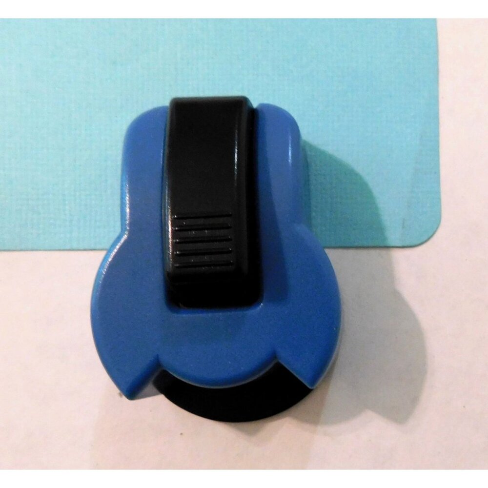 Corner Rounder Paper Punch Marvy Uchida CR1 Blue Scrapbooking Crafts Cards